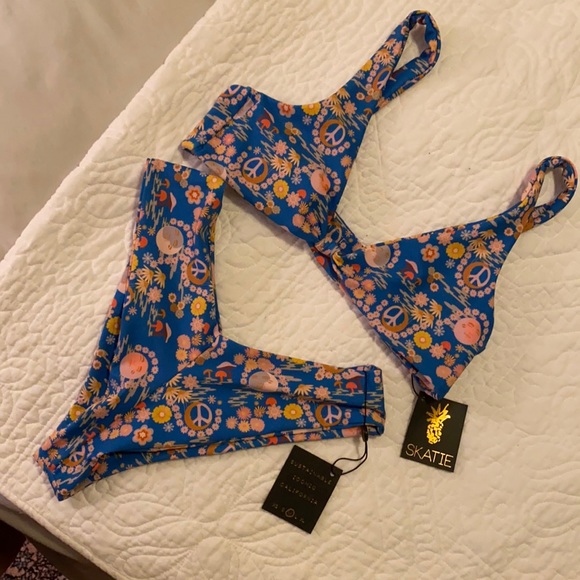 Other - Skatie bikini